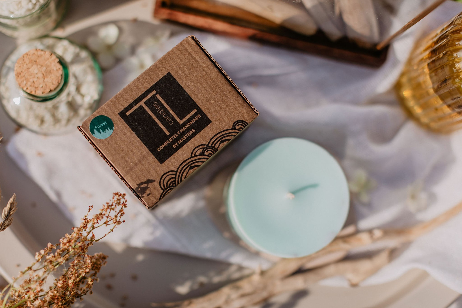 Hand-made Soy Wax Candle with Forest Scent – Mint Green