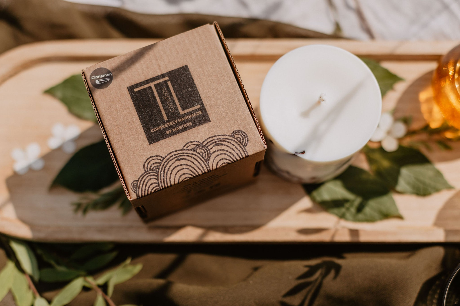Hand-made Soy Wax Candle with Lavender Scent – Purple