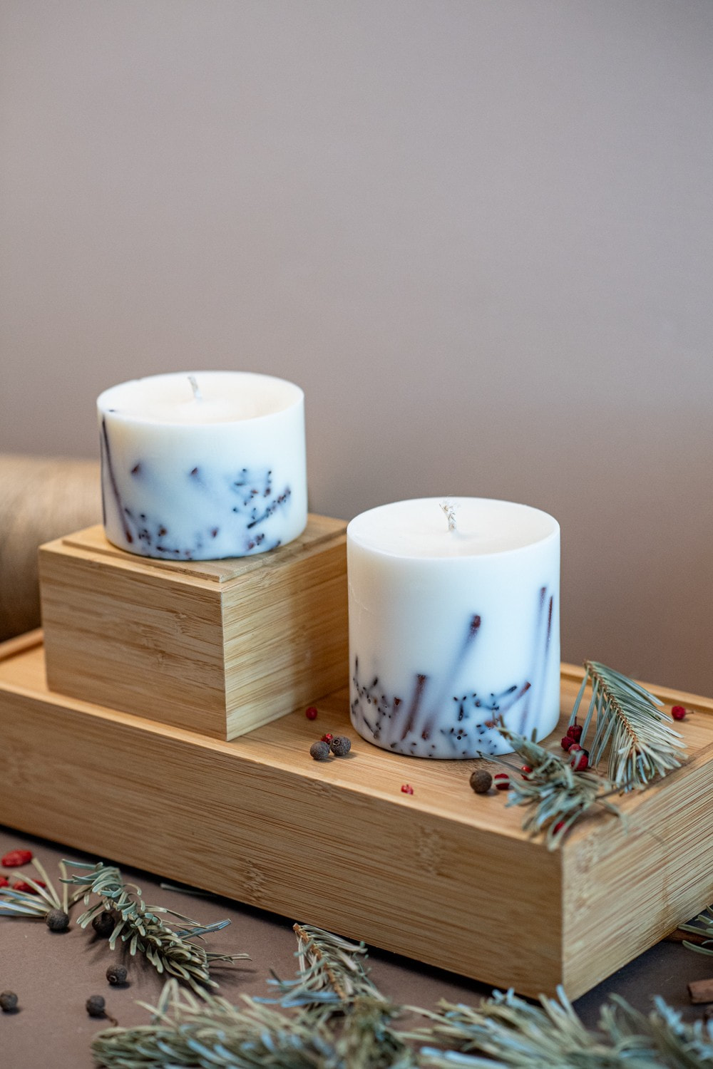 Hand-made Soy Wax Candle with Lavender Scent – Purple