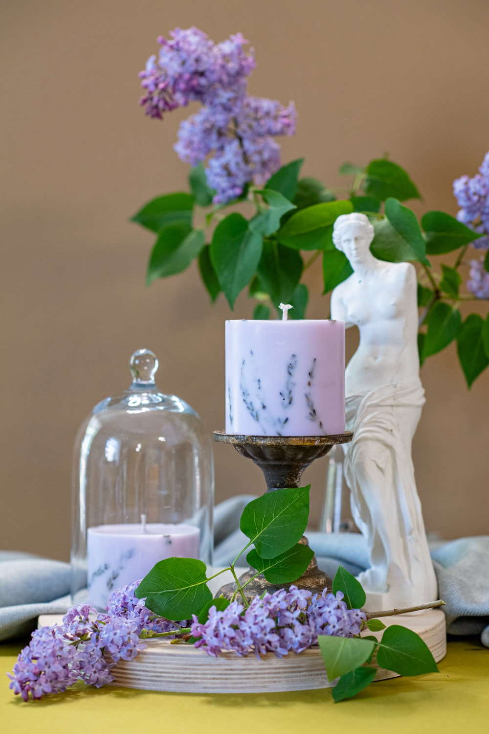 Hand-made Soy Wax Candle with Lavender Scent – Purple